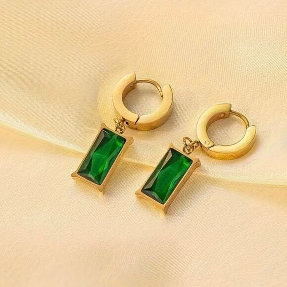 Gold Emerald Green Pendant Herringbone Snake Flat Necklace & Earrings Set - Picture 4 of 5